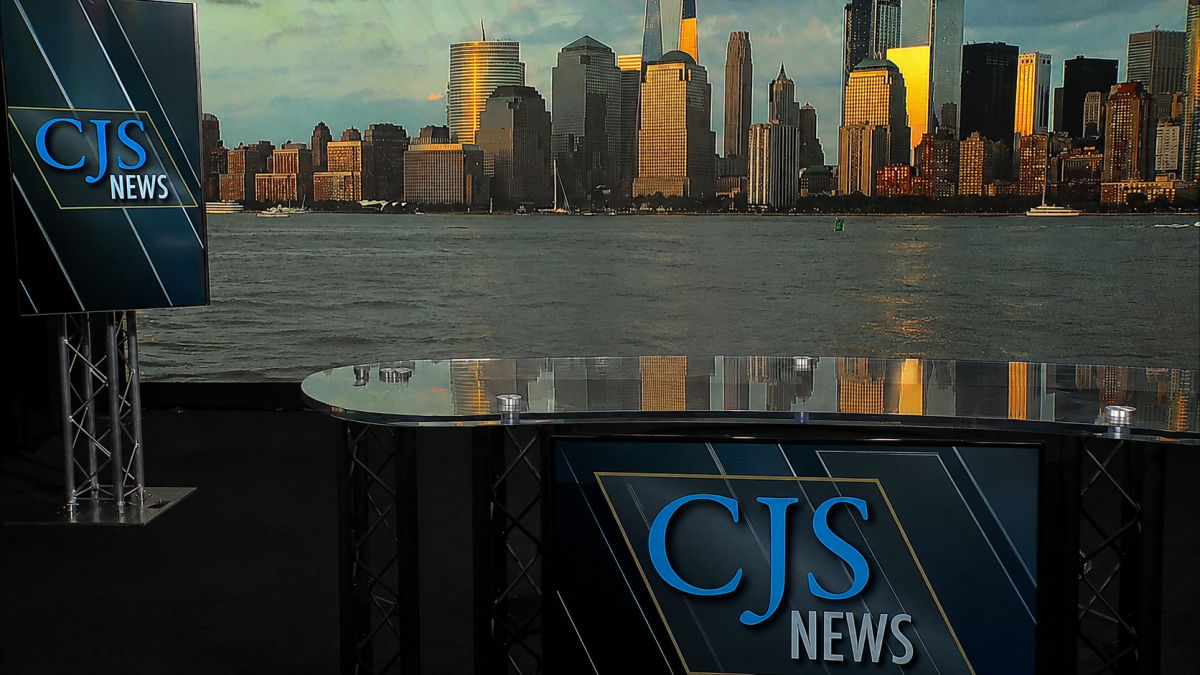 UNISET broadcast desk for news studios