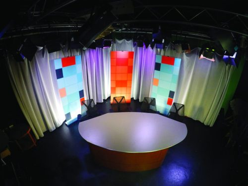 Broadcast NUNS Desk D Top